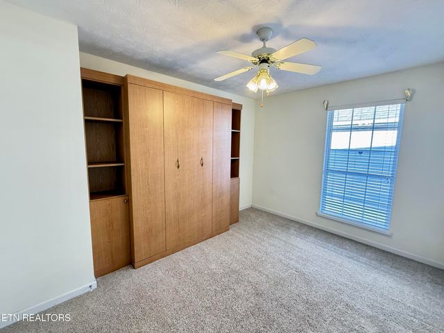 7637 Red Bay Way, Knoxville, TN 37919