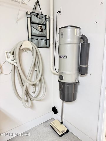 7637 Red Bay Way, Knoxville, TN 37919