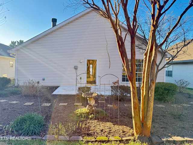 7637 Red Bay Way, Knoxville, TN 37919