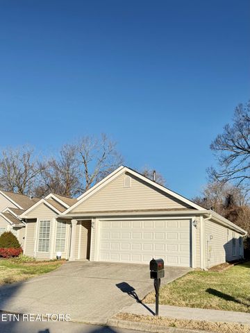 7637 Red Bay Way, Knoxville, TN 37919