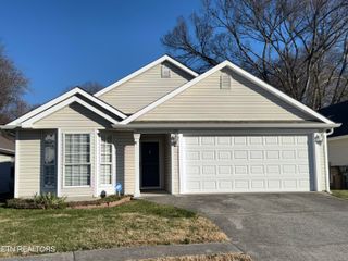 7637 Red Bay Way, Knoxville, TN 37919
