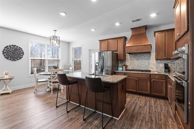 620 Riverwalk Manor Drive, Dallas, GA 30132