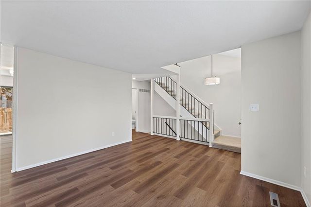 10997 Rosehill Road, Overland Park, KS 66210