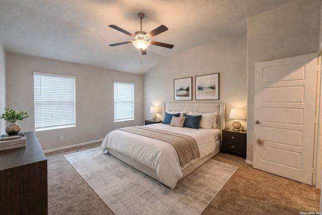 832 Stonemanor Bay, Seguin, TX 78155