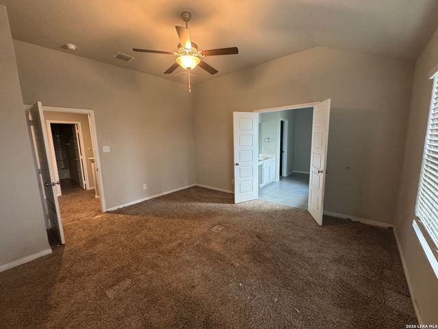 832 Stonemanor Bay, Seguin, TX 78155