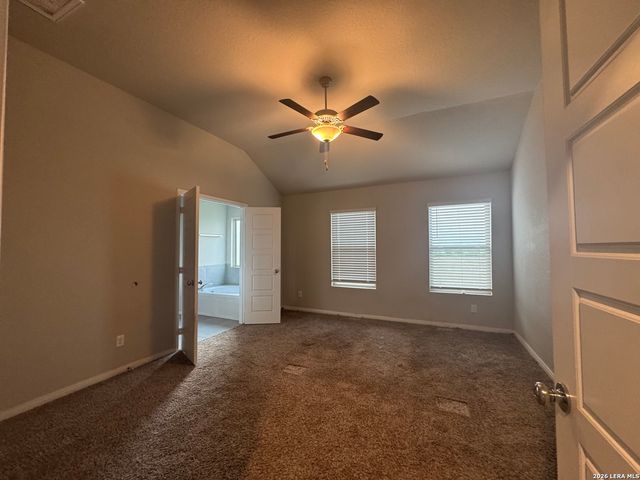 832 Stonemanor Bay, Seguin, TX 78155