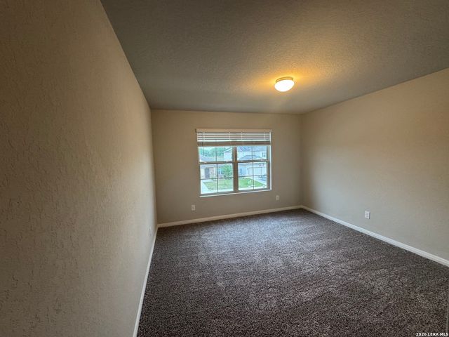 832 Stonemanor Bay, Seguin, TX 78155