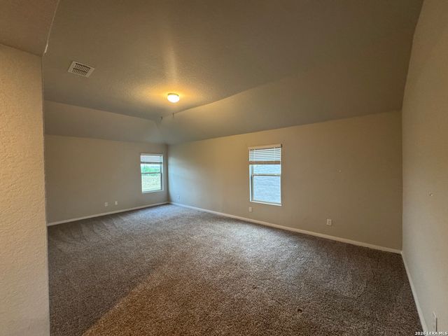 832 Stonemanor Bay, Seguin, TX 78155