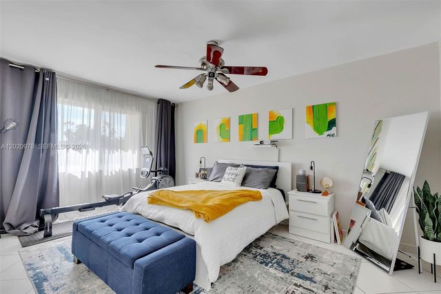 7701 Camino Real A-416, Miami, FL 33143