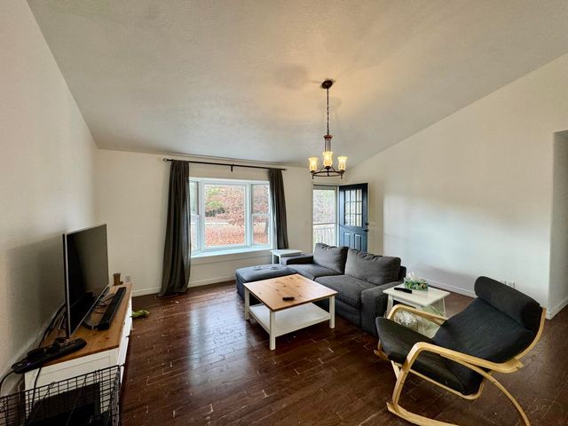 658 Plantation Circle, Melbourne, AR 72556