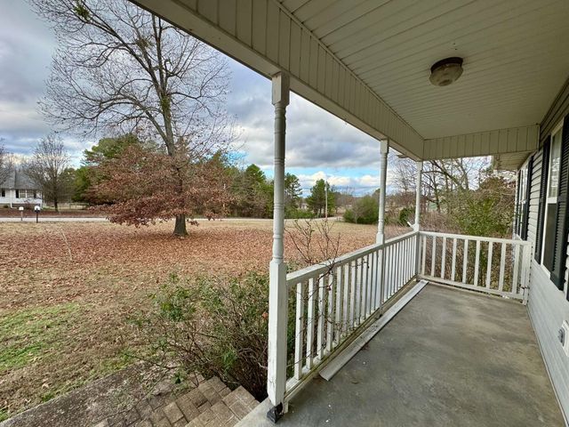 658 Plantation Circle, Melbourne, AR 72556