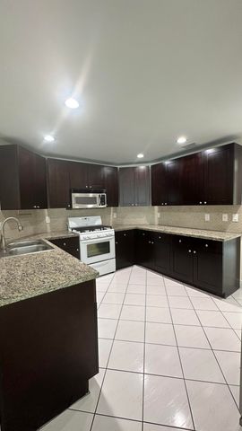 13389 NW 7th Street, Plantation, FL 33325