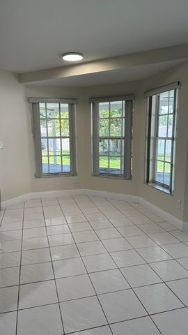 13389 NW 7th Street, Plantation, FL 33325
