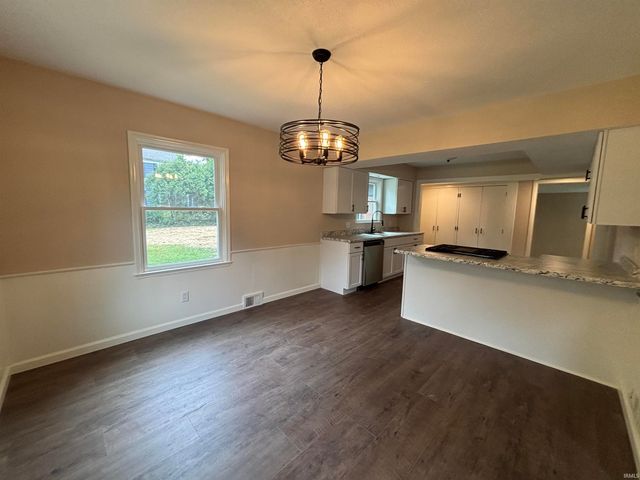 1141 Lexington Avenue, Fort Wayne, IN 46807