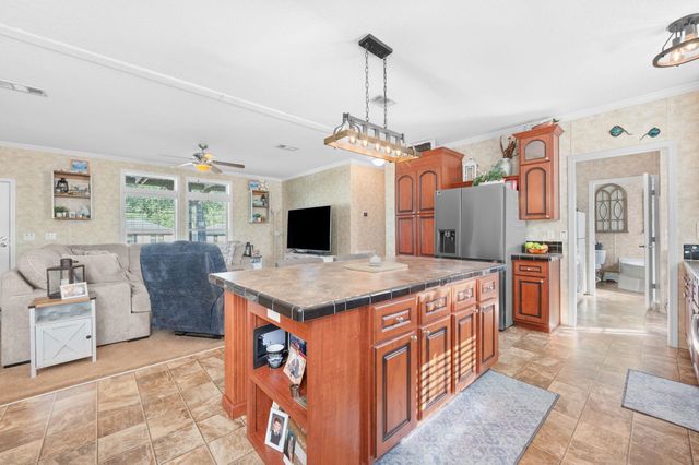 6005 E 7th Manor, Palatka, FL 32177