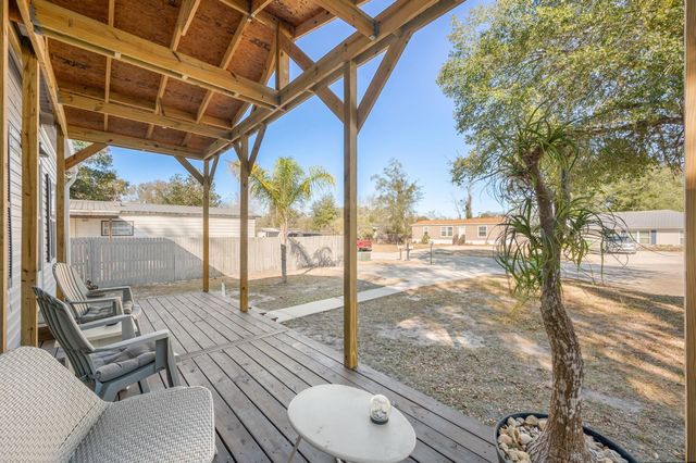 6005 E 7th Manor, Palatka, FL 32177