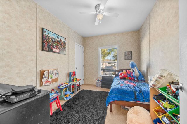 6005 E 7th Manor, Palatka, FL 32177