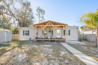 6005 E 7th Manor, Palatka, FL 32177