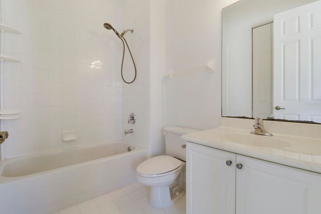 4273 E Main Street E, Jupiter, FL 33458