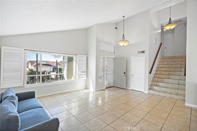 5958 Quiroz, Jurupa Valley, CA 92509