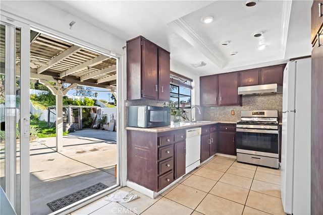 5958 Quiroz, Jurupa Valley, CA 92509