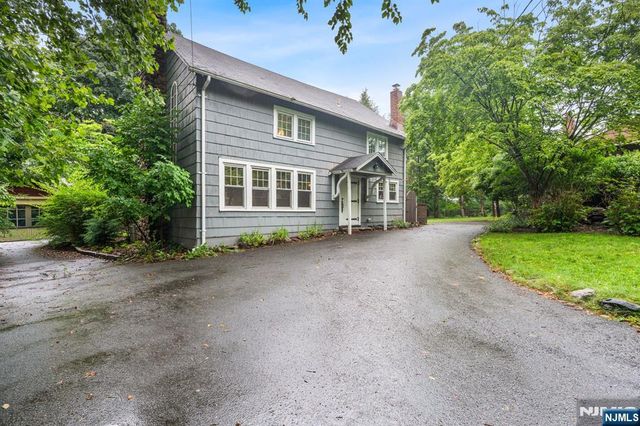 321 Glen Avenue, Ridgewood, NJ 07450