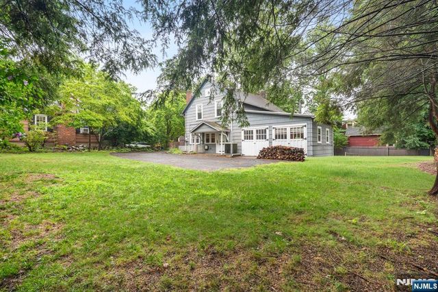 321 Glen Avenue, Ridgewood, NJ 07450
