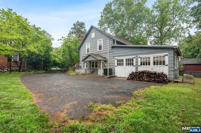 321 Glen Avenue, Ridgewood, NJ 07450