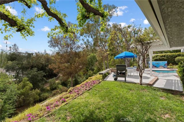24736 Eilat Street, Woodland Hills, CA 91367