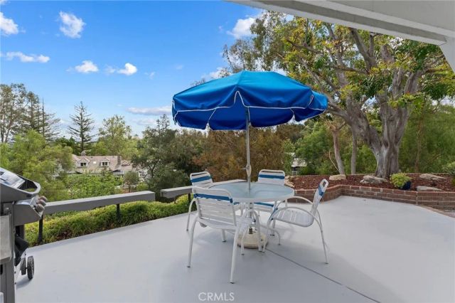 24736 Eilat Street, Woodland Hills, CA 91367