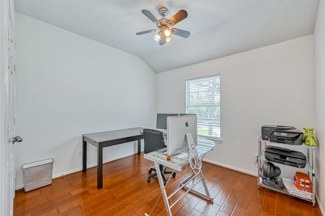 26 Pomerelle Place, The Woodlands, TX 77382