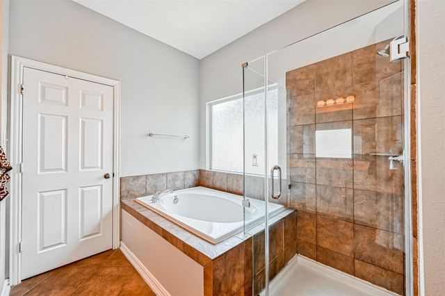 26 Pomerelle Place, The Woodlands, TX 77382