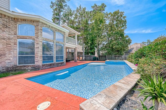 26 Pomerelle Place, The Woodlands, TX 77382