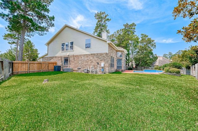26 Pomerelle Place, The Woodlands, TX 77382