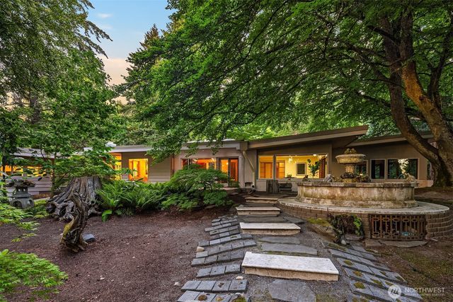 1919 SW 170th Street, Normandy Park, WA 98166