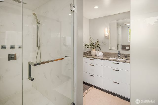 1919 SW 170th Street, Normandy Park, WA 98166