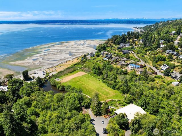 1919 SW 170th Street, Normandy Park, WA 98166