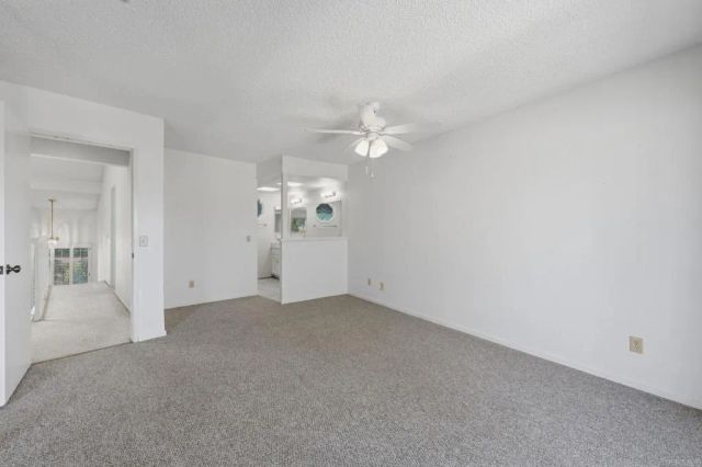 2041 Avenue Of The Trees, Carlsbad, CA 92008