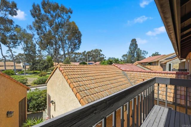 2041 Avenue Of The Trees, Carlsbad, CA 92008