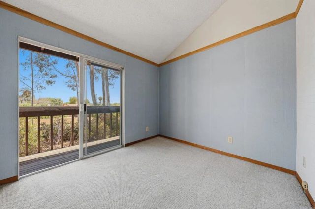 2041 Avenue Of The Trees, Carlsbad, CA 92008