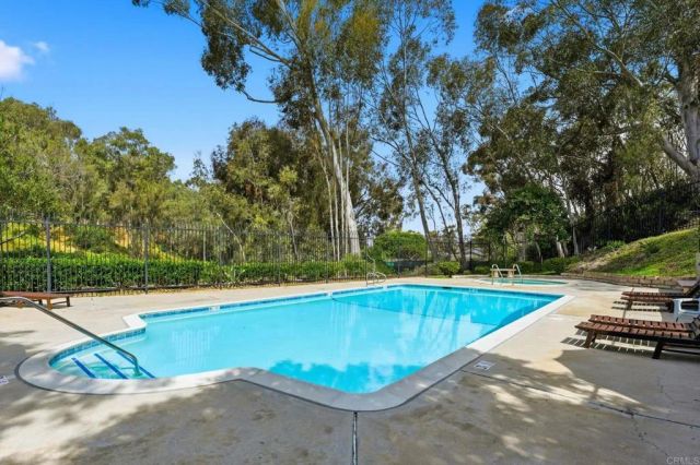 2041 Avenue Of The Trees, Carlsbad, CA 92008