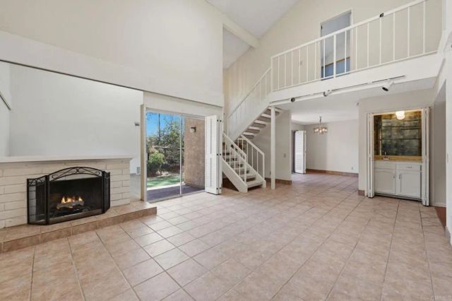 2041 Avenue Of The Trees, Carlsbad, CA 92008