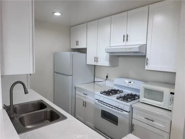 5700 Etiwanda 264, Tarzana, CA 91356