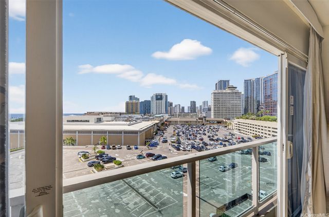 410 Atkinson Drive 1007, Honolulu, HI 96814