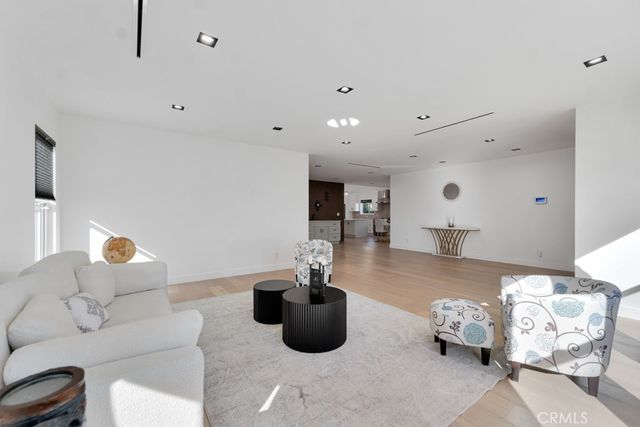 4941 Hesperia Avenue, Encino, CA 91316