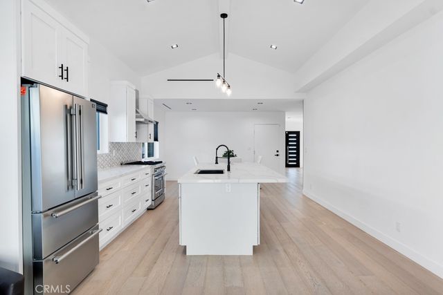 4941 Hesperia Avenue, Encino, CA 91316