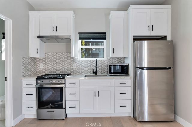 4941 Hesperia Avenue, Encino, CA 91316