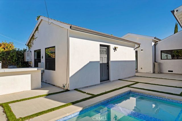 4941 Hesperia Avenue, Encino, CA 91316