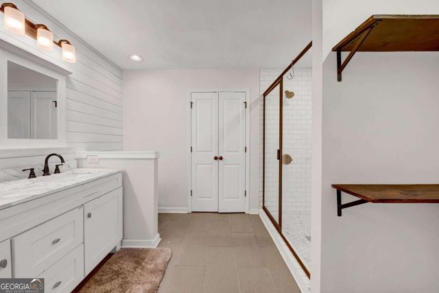 740 Tara Circle, Atlanta, GA 30354
