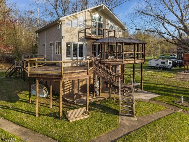 9 Riveredge Ln, Harmony Twp., NJ 08865